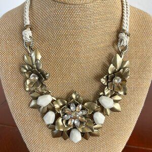 Gardenia Convertible Statement‎ Necklace